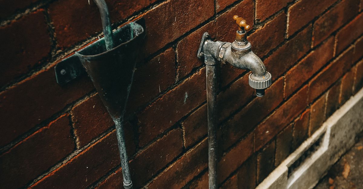Compliance Regulations Impacting Commercial Plumbing System Design
