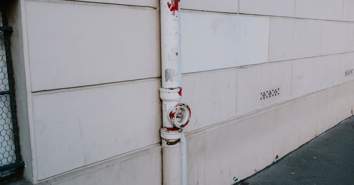 Integrating Sustainability into Commercial Plumbing Systems